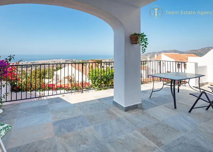 Charming Area Of San Juan De Capistrano * נרחה